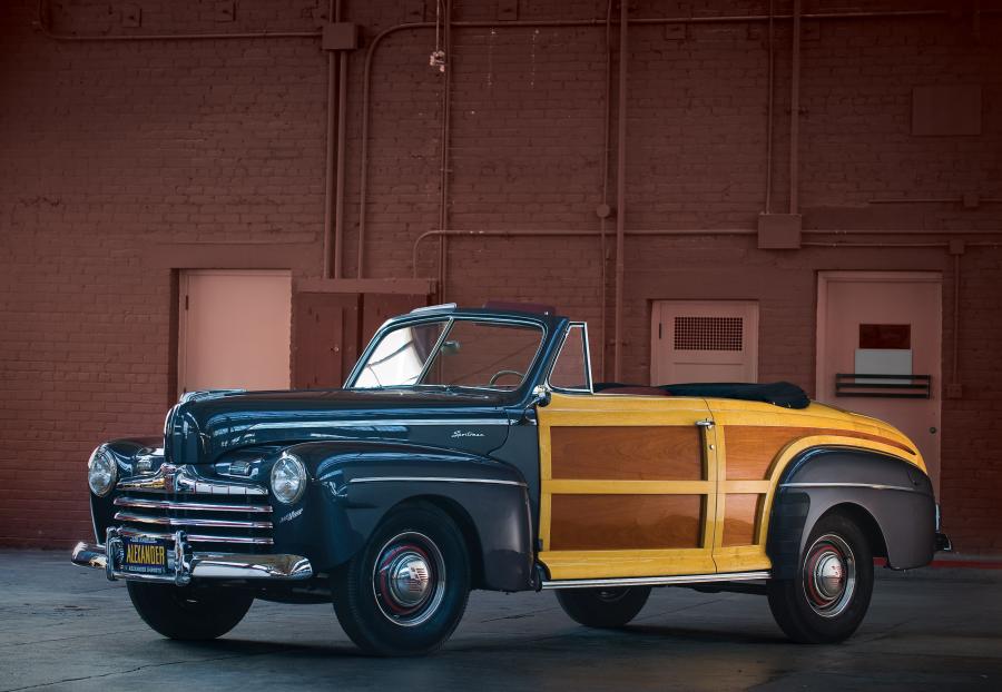 Ford Super DeLuxe Sportsman Convertible 1947 года  (фото 1 из 61)